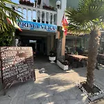 Prima Vera מלון 2*
