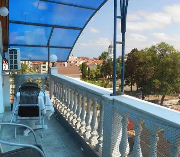 Отель Prima Vera Приморско