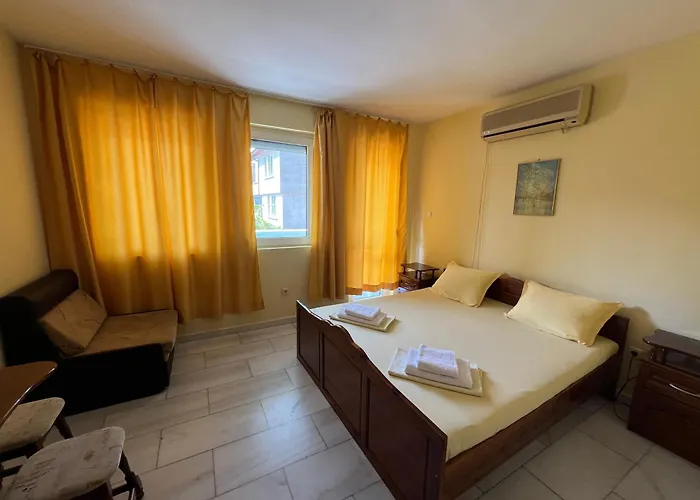 Prima Vera Отель 2*