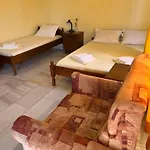 Prima Vera Hotel 2*