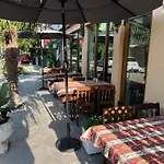 Prima Vera Hotel 2*