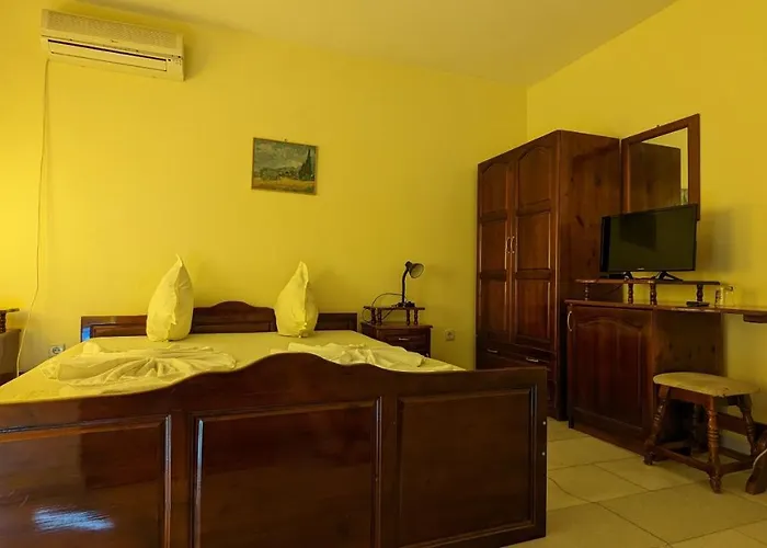 Prima Vera Hotel 2*