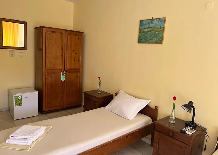 Prima Vera Hotel 2*